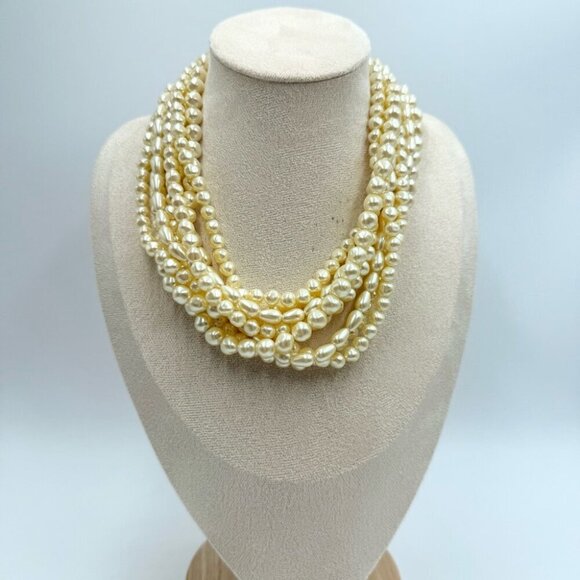 Vintage CAROLEE signed Gold Tone Faux Pearl Designer Runway Necklace - Picture 1 of 11